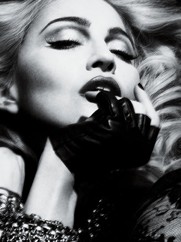 Madonna-May 2010 foto session
